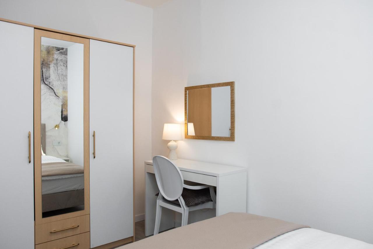 Apartment Maris Sibenik Ngoại thất bức ảnh